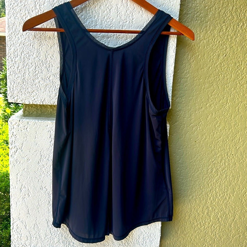 Lululemon Sculpt Tank - Picture 4 of 9